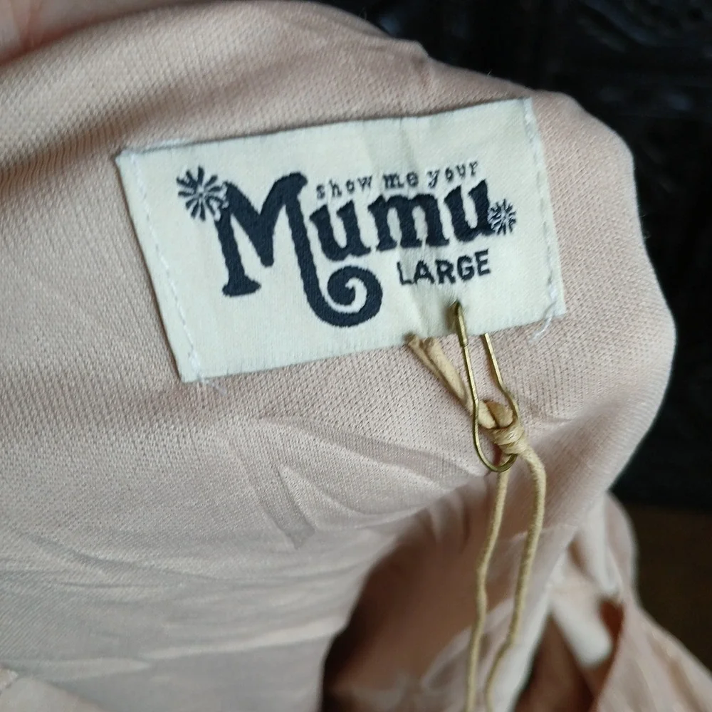 NWT Show Me Your Mumu Blush and Gold Josephine Bell Dress Large Holiday - Picture 8 of 10